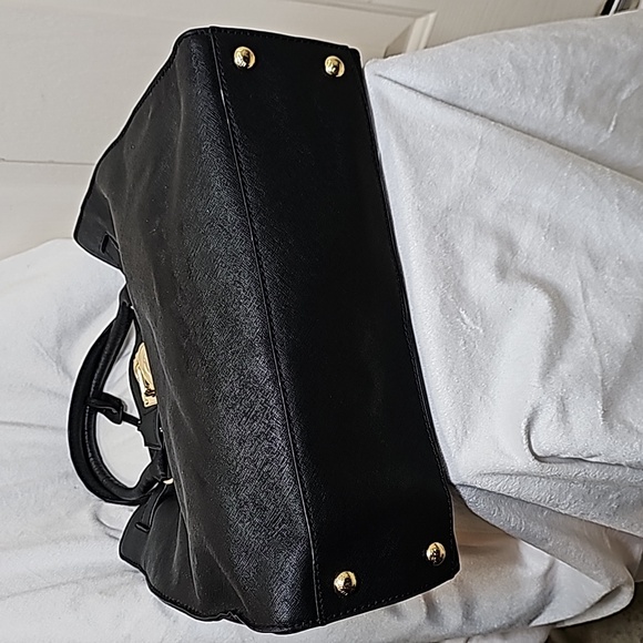 Michael Kors Large Hamilton Saffiano Bag - Picture 7 of 15